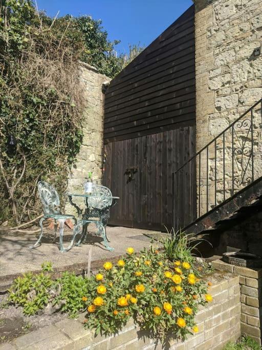Victoria Boutique Lodge 'Stan Sea View&Garden Apartment Ventnor Extérieur photo