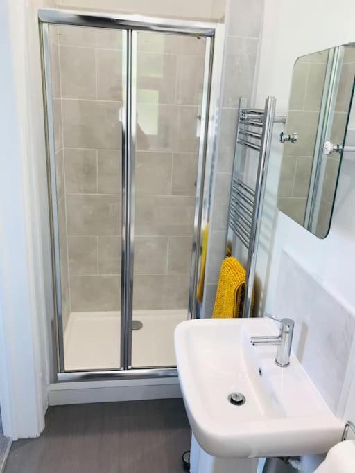 Victoria Boutique Lodge 'Stan Sea View&Garden Apartment Ventnor Extérieur photo